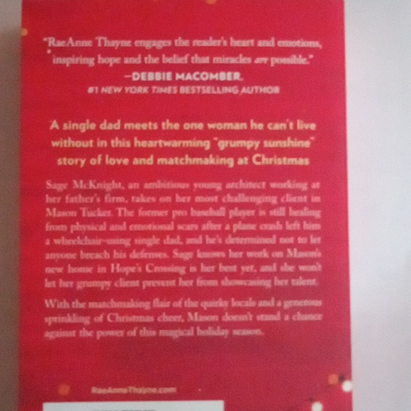 A Holiday book  by RaeAnne Thayne - Picture 2 of 5